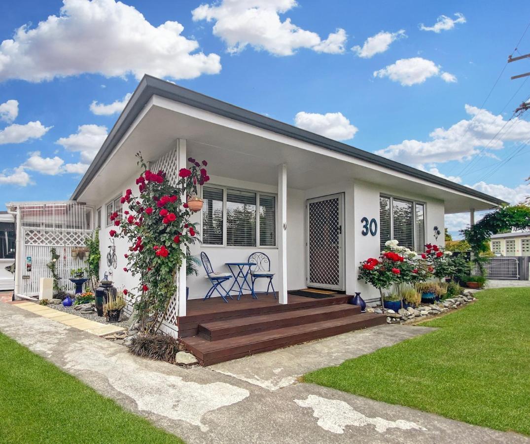 Rathlin Cottage Twizel Bagian luar foto